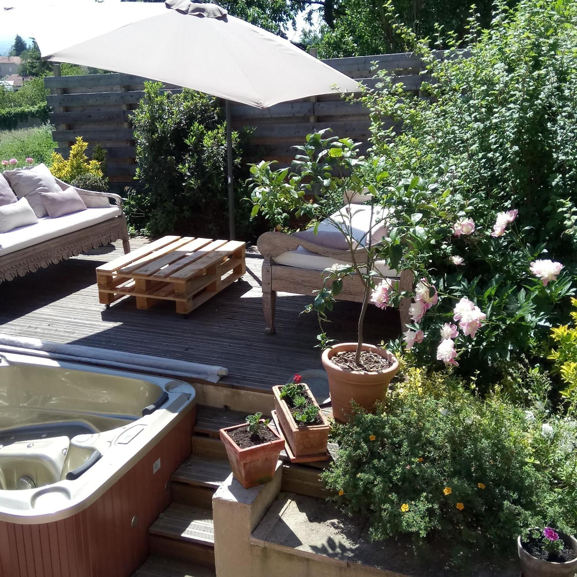 Relais St Jacques - Roanne Bed & Breakfast Saint-Haon-le-Chatel Exterior photo