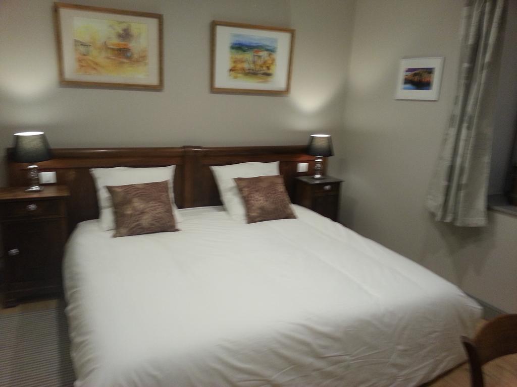 Relais St Jacques - Roanne Bed & Breakfast Saint-Haon-le-Chatel Room photo